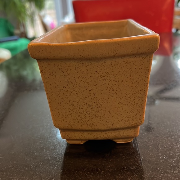 Vintage Ceramic Planter - Picture 5 of 7